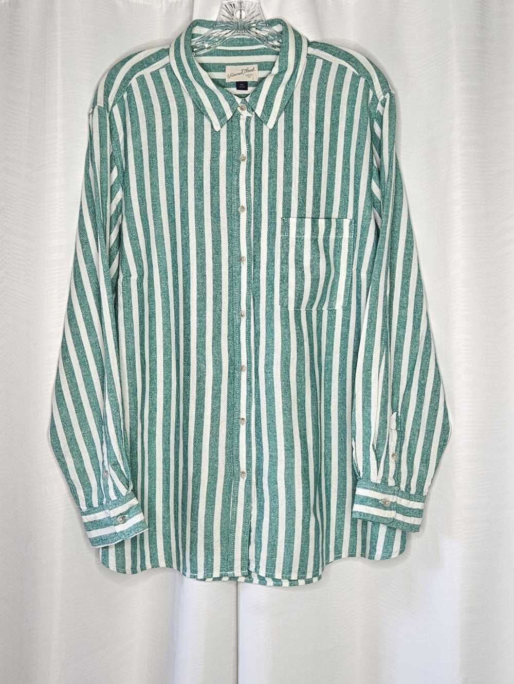 Universal Threads linen blend green/white striped button up long sleeve shirt